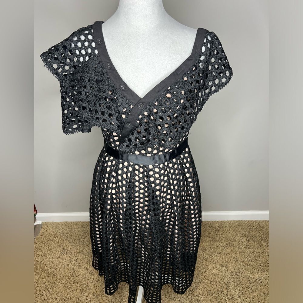 Ina lace dress
